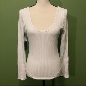 Wilfred White Ribbed Scoop Neck Bodysuit